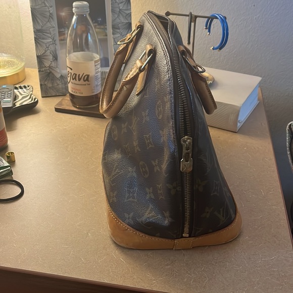 Louis Vuitton Alma Brown Handbag Monogram Canvas MM - Picture 5 of 16